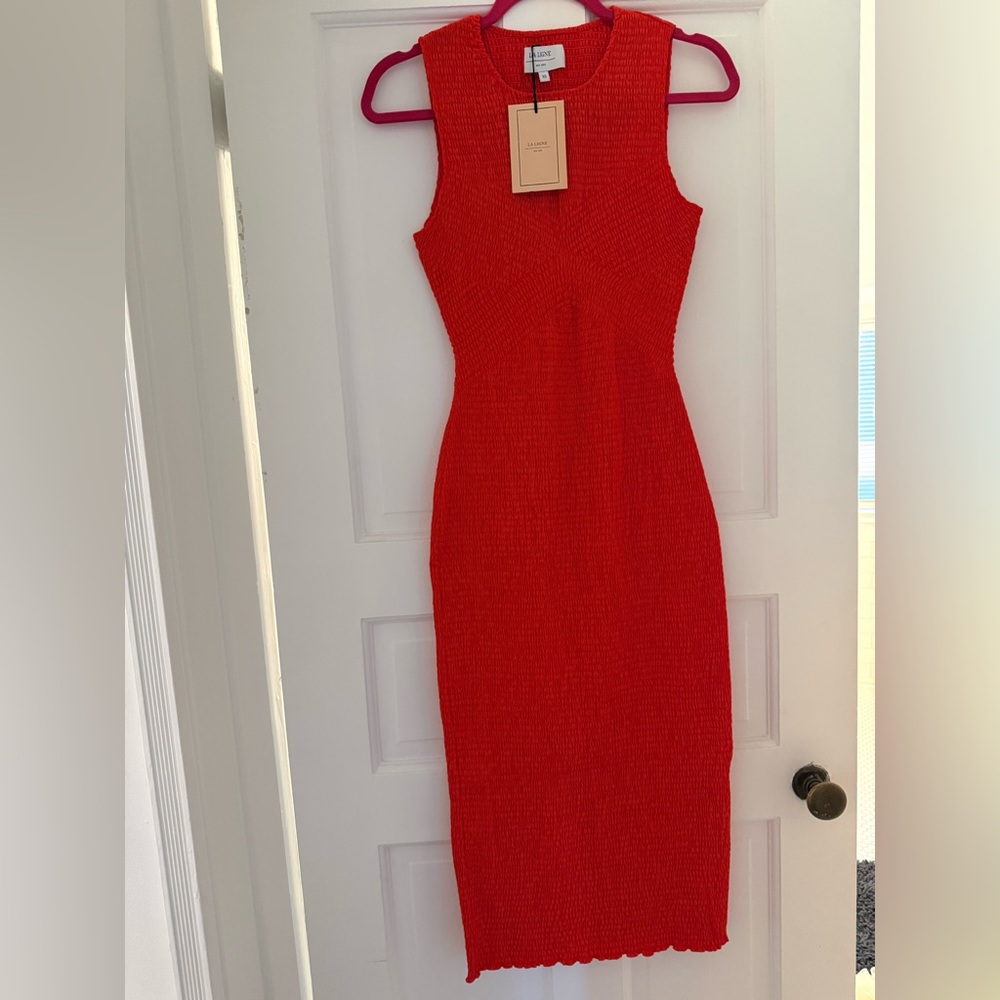 Elegant Red Sleeveless Dress